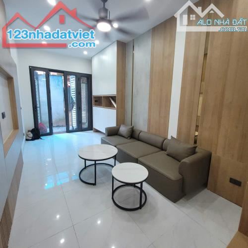 BÁN NHÀ YÊN NGHĨA HÀ ĐÔNG 45M - 5 TẦNG - MT 3.2M NHÀ ĐẸP NHIỀU TIỆN ÍCH CHỈ NHỈNH 6 TỶ