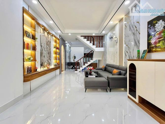 CHỈ 3 TỶ CÓ NGAY CĂN NHÀ NGUYỄN KIỆM, PHÚ NHUẬN/ 63,5m2/ SHR CHÍNH CHỦ/ HẺM OTO 6m