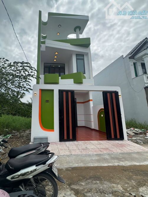 Trả trước 300 triệu có ngay nhà 2 lầu tại Cần Đước - Long An
