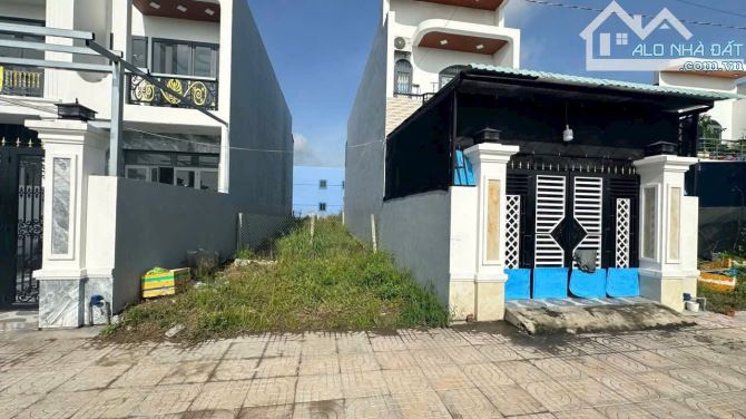 🏡 BÁN ĐẤT NỀN GIÁ TỐT – SHR – NGAY MẶT TIỀN ĐƯỜNG ĐOÀN NGUYỄN TUẤN, BÌNH CHÁNH 🏡 📍 Vị t