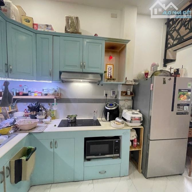 Bán Nhà Sổ Riêng, Phước Kiển, Ra Nguyễn Văn Linh 500m Đi ĐH Rmit 700m , Tôn Đức Thắng 1km