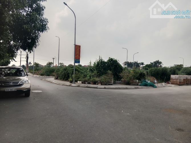 SIÊU PHẨM KIM NỖ NGÕ Ô TÔ 16 CHỖ - NGAY GẦN TRƯỜNG HỌC - 3 BƯỚC CHÂN LÀ KHU ĐẤU GIÁ