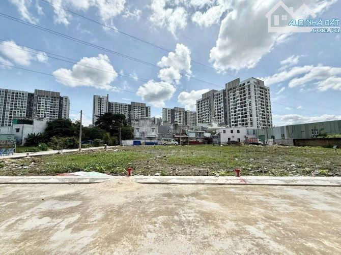 HXT 7M KHU PHÂN LÔ CÁCH MẶT TIỀN 100M SỔ VUÔNG ĐẸP HỖ TRỢ VAY 3 BÊN GIÁ CHỈ HƠN 3 ĐỒNG CHO