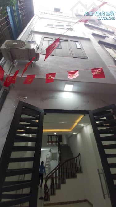 BÁN NHÀ 5T, 4 NGỦ, CÁCH ĐƯỜNG MẬU LƯƠNG 200M, CHƯA ĐẾN 6.5 TỶ