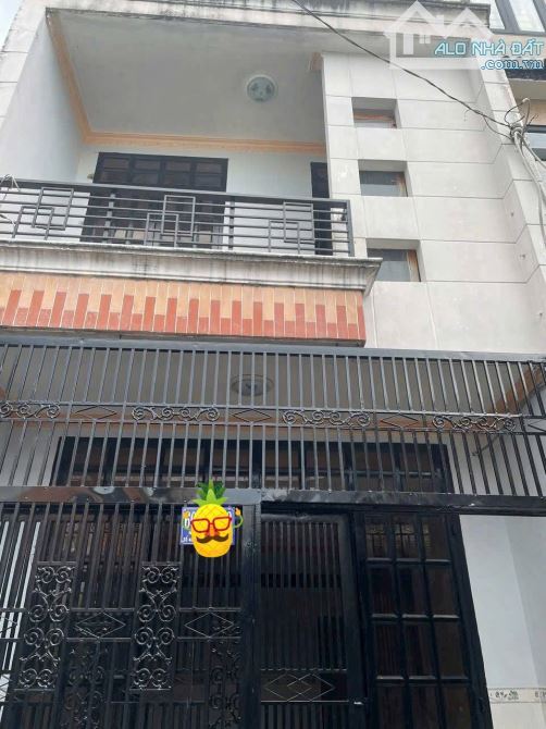 Cần bán gấp nhà 50m2 , 3.4 tỷ  gần đường Nguyễn ảnh thủ quận12 hẻm xe hơi