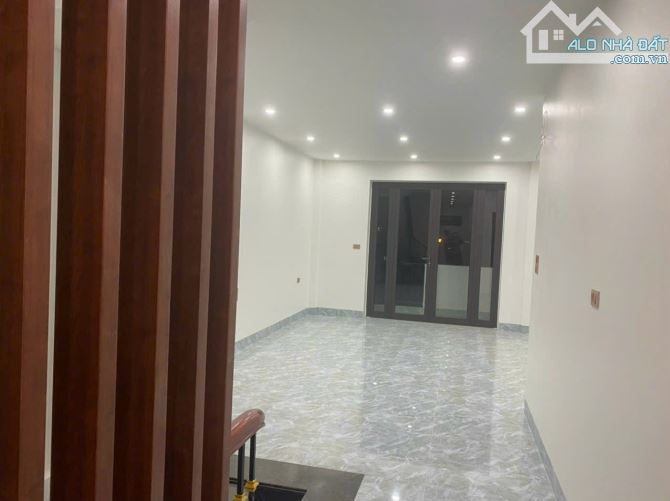 💥💥💥Chủ gửi bán căn nhà 5 tầng,2 mặt tiền  ngay đường Trịnh Kiểm cách đại lô Võ Nguyên G