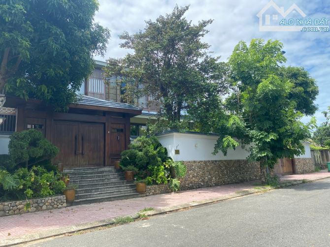 Bán Lô Đất 2MT Khu Biệt Thự Đảo Nổi 350m2 Hướng ĐN Giá Cam Kết Rẻ Nhất Thị Trường.