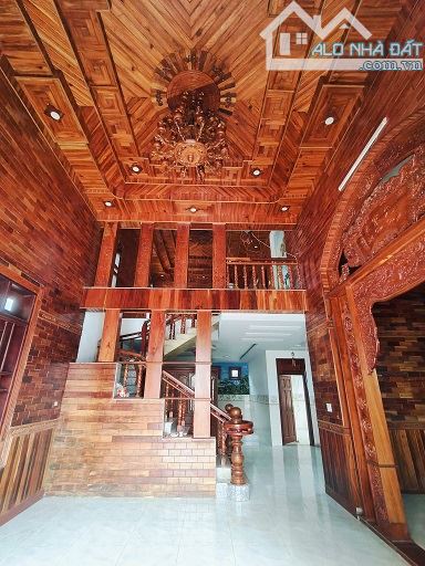CẦN TÌM CHỦ CHO CĂN BIỆT THỰ FULL GỖ – TRUNG TÂM TP. ĐỒNG XOÀI- BÌNH PHƯỚC