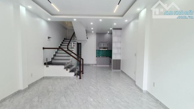 🔥 Nhà 3 tầng trung tâm Thị trấn An Dương – Chỉ 2,15 tỷ, thỏa thuận mạnh 🔥