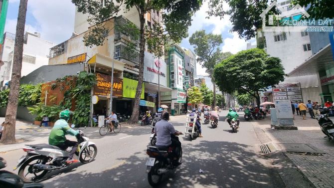 Bán nhà 2MT Cao Thắng P4 Q3, DT 14x16m CN 250m2, KC 2 tầng, Giá 138 tỷ
