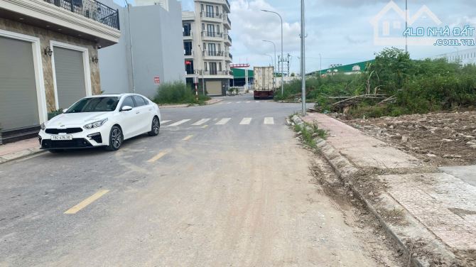 Hàng cực đẹp 54m2 đất ngay ngoài khu TĐC Kiến Thiết, giá cực rẻ