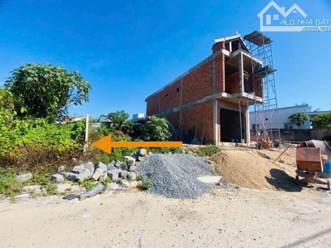 Bán đất thị trấn Diên Khánh đường oto 10m gần bờ kè Trần Phú
