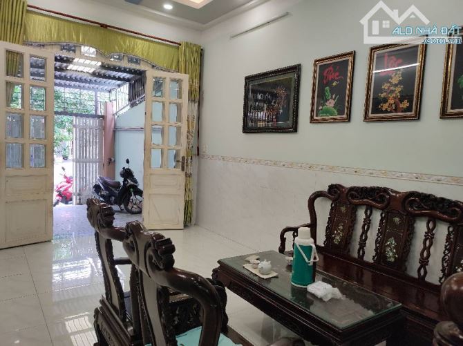 HẺM XE HƠI RA VÔ THOẢI MÁI NGUYỄN XÍ 70M2 NHÀ 4 TẦNG 4PN CHỈ hơn 12🧄