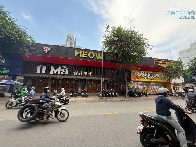 Bán nhà Bình Thạnh 69 Nguyễn Gia Trí, vòng xoay Hàng Xanh - 9x20(180m2) - HĐT 60tr - hẻm x