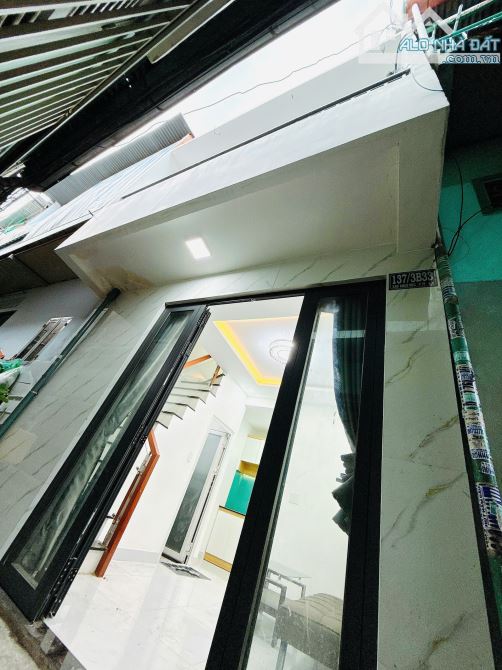 BÁN NHÀ MỚI ĐẸP HẺM CAO XUÂN DỤC P.PHÚ ĐỊNH. NHÀ HẺM AN NINH, GẦN CHỢ XÓM CỦI - 1,78 TỶ