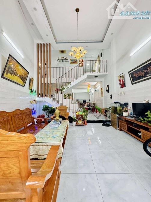 🏡 Bán Nhà 2 Tầng Mặt Tiền Phú Thạnh 7 – View Công Viên - Đường 10.5m lề 5m  📍 Vị trí đắc - 2