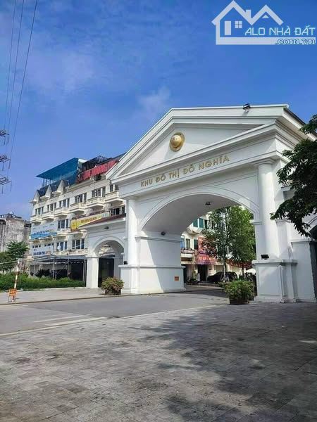 Bán gấp biệt thự liền kề Đô Nghĩa, Hà Đông, 75m2, giá 14 tỷ, tiềm năng tăng giá mạnh