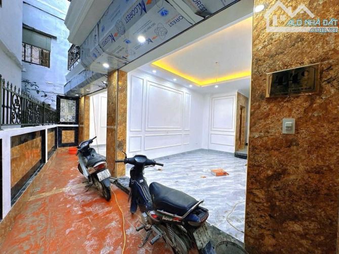 Nhà vip Xuân Đỉnh, xây mới, 38m 6 tầng, thang máy, full nội thất, 8.5 tỷ
