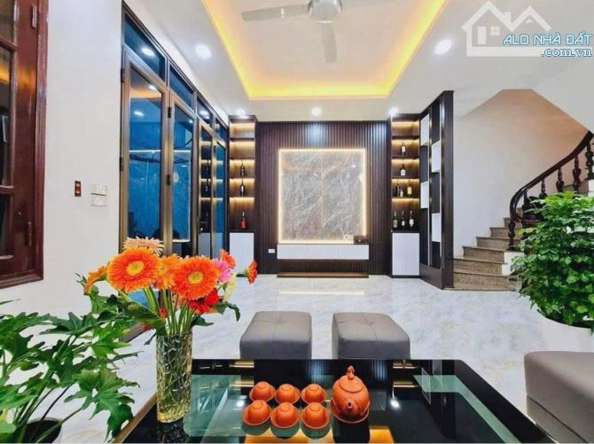 🏠 BÁN NHÀ ĐẸP 4 TẦNG – NGUYỄN HOÀNG – 9.5 TỶ