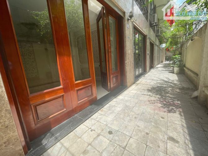 Bán nhà Võng Thị 45m 5 tầng giá chỉ 15.2 tỷ