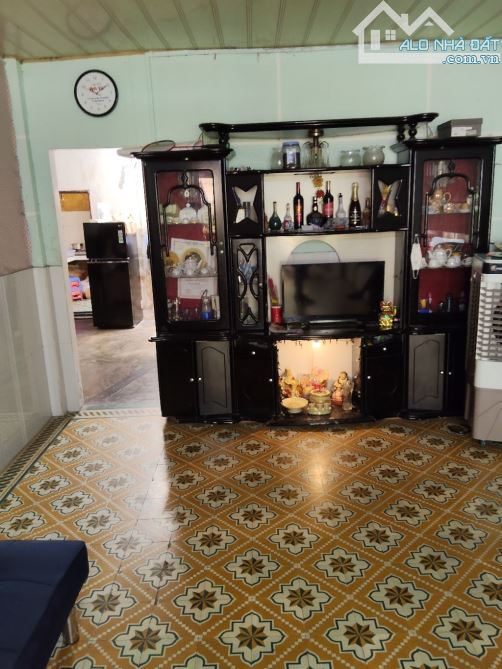 BÁN ĐẤT TẶNG NHÀ NGAY TRUNG TÂM TP ĐÁNG SỐNG