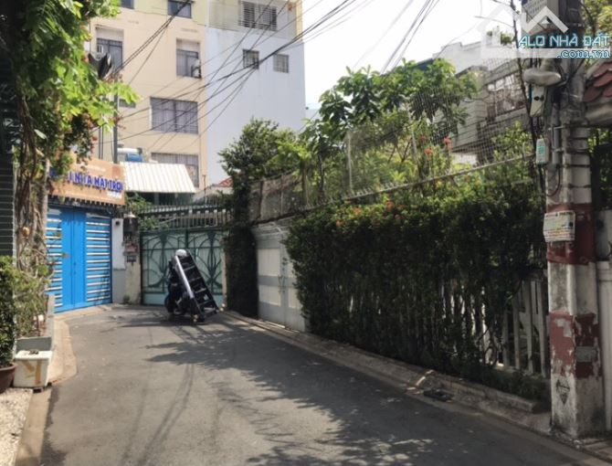 BIỆT THỰ CŨ – NGUYỄN TRỌNG TUYỂN, DT 10x21, GIÁ 33,5 TỶ TL