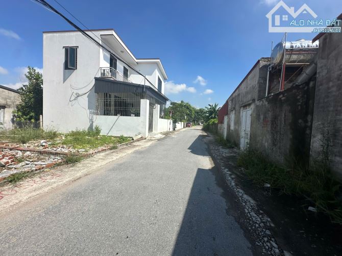 ✅ 1 LÔ DUY NHẤT. 40M ĐƯỜNG ỰA 8M Hòa Nghĩa , Dương Kinh. Giá chỉ 1.1x tỷ.
