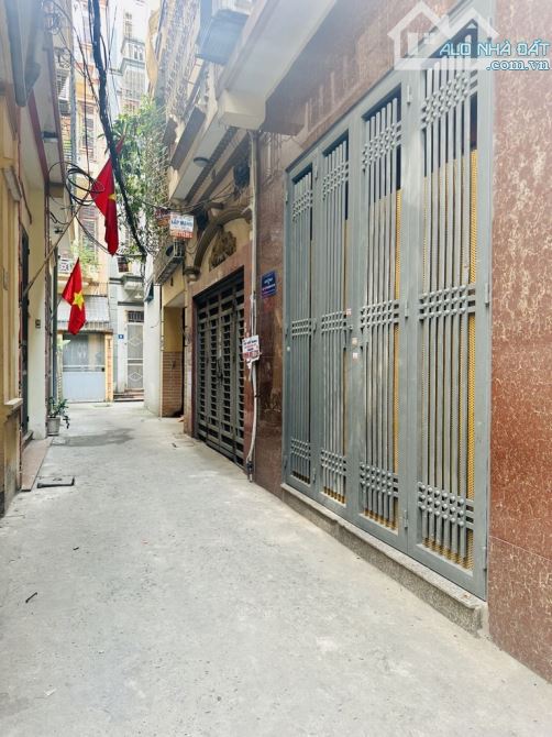 Kim Giang 49m 6 tầng dòng tiền khủng, nở hậu, khu vực đông dân cư