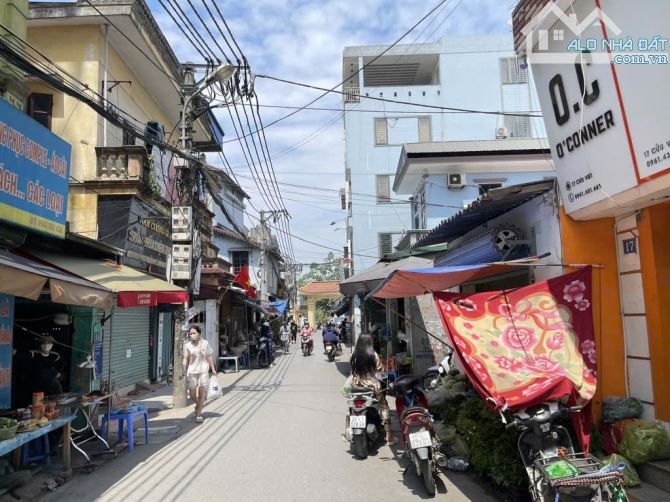 Mặt phố Cửu Việt, Ô tô tránh, Kinh doanh sầm uất, Nhà C4 cho thuê, 105M Nhỉnh 15 Tỷ