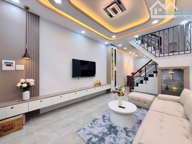 Nhà trung tâm F7 GV, khu sầm uất Đs 6 P7 - 40m2 2 Tầng - sát MT Nguyễn Văn Nghi - Chỉ