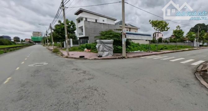 bán lô góc 2 mặt tiền khu dân cư phúc hiếu - hiệp hòa 10x22 sổ sách đầy đủ, giá bán 13 tỷ