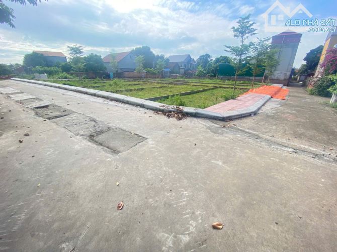 BÁN NHANH 100M FULL THỔ CƯ TẠI THANH TRÍ, MINH PHÚ SÓC SƠN. Ô TÔ THÔNG