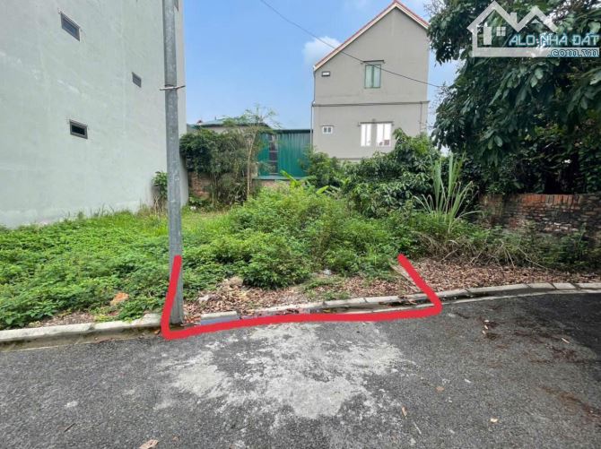 CHÍNH CHỦ BÁN ĐẤT ĐA TỐN 43M CHỈ3.59TY-Ô TÔ ĐỖ CỬA