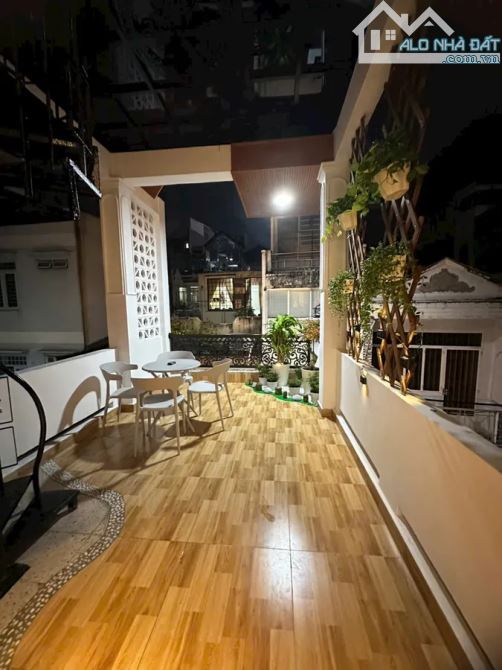 BÁN NHÀ 4 TẦNG CÁCH MẶT TIỀN PHAN ĐĂNG LƯU, PHÚ NHUẬN GIÁ CHỈ 7.6 TỶ
