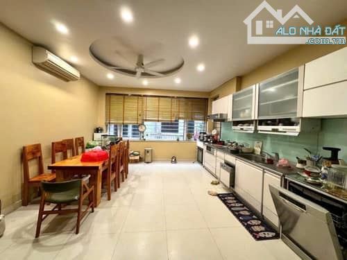 Bán nhà Nguyễn Viết Xuân, Thanh Xuân, 80m2, 6 Tầng, mặt tiền 5.2m, giá 29.9 tỷ