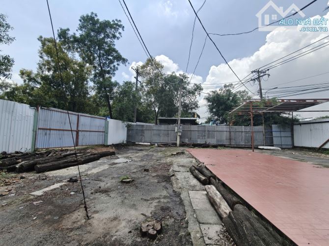 Cho thuê đất*700m2 gần đường Hoàng Hữu Nam, phường Long Bình, Quận 9, TP.Thủ Đức