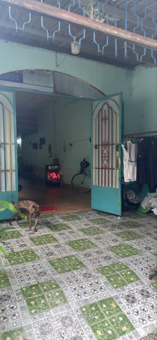 Bán nhà sát hông KĐT Vạn Phúc, vuông vức ngang 4x18, bán đất tặng nhà, giá chỉ 4.4 tỷ