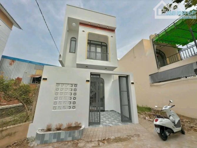 BÁN NHÀ LẦU PHƯỜNG TÂN TRIỀU – SỔ RIÊNG FULL THỔ CƯ 100%