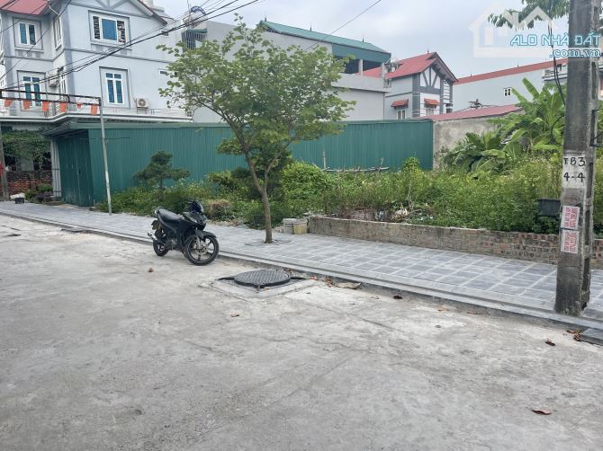 🔥Bán đất cạnh bìa làng 98m/mt5.2 Phúc Thịnh (Vân Nội Đông Anh) có vỉa hè cực đẹp💥💥💥
