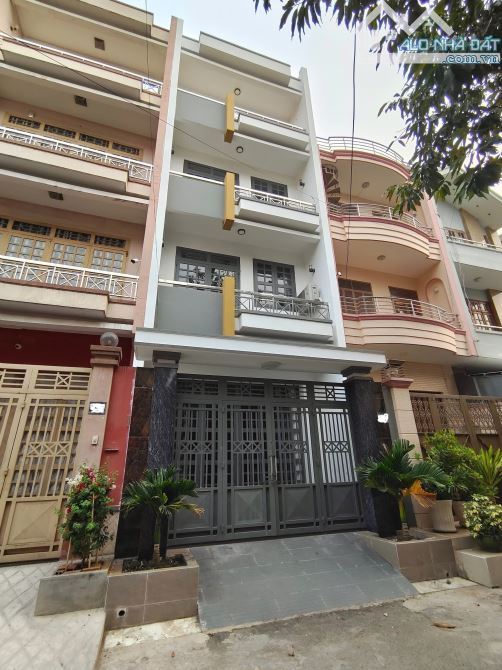 🏡Bán nhà mặt tiền đường số 22 khu Compound Trần Não Quận 2_5x21_5 tầng