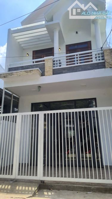 BÀN NHÀ 3 TẦNG ĐƯỜNG NGUYỄN NHÀN CẠNH NGAY TT Y TẾ CẨM LỆ GIÁ NHỈNH 6 TỶ