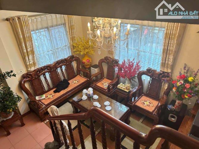 Chủ nhà cần bán căn Phố Trần Cung, địa chỉ mới sẽ là Phường Cầu Giấy