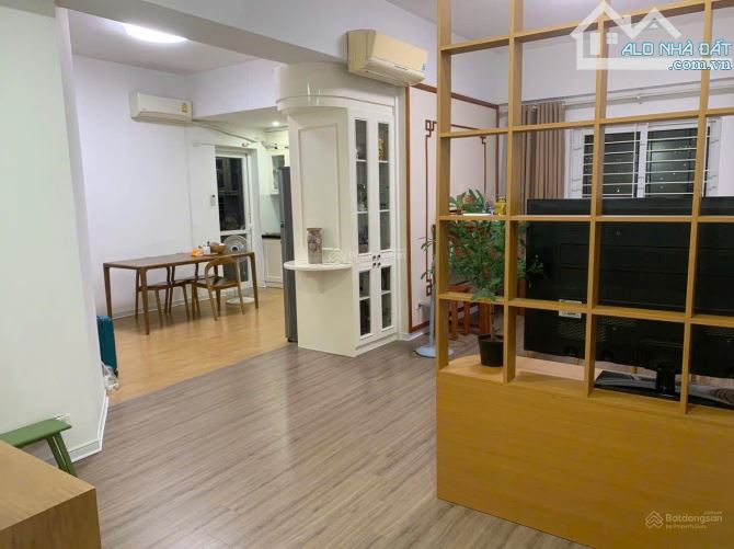 CHO THUÊ CHUNG CƯ 3 NGỦ, 2 BAN CÔNG, 16TR NGUYỄN CHÍ THANH, ĐỐNG ĐA