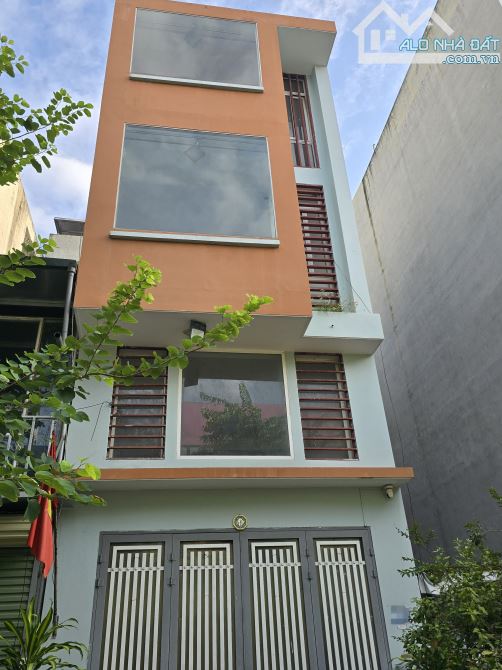 GIẢM CHÀO - KIẾN HƯNG HÀ ĐÔNG- PHÂN LÔ VỈA HÈ - DT50M/4T -OTO TRÁNH,KINH DOANH