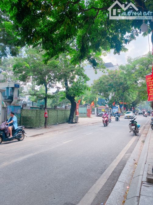 🏠 NHÀ ĐẸP ĐỘI CẤN | SÁT PHỐ | 45m2 | 6 tầng thang máy | Full nội thất xịn.