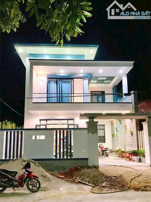 MẪU BIỆT THỰ MINI NGAY SÁT CHỢ , CTY CHANGSIN. TRẢ TRƯỚC 550TR