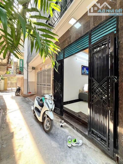 MINH KHAI, HOÀNG MAI: 50M² - 5 TẦNG THANG MÁY - NGÕ 3 GÁC - 30M RA MẶT NGÕ Ô TÔ KINH DOANH