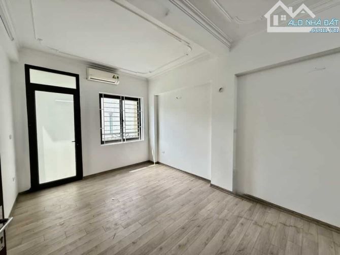 Cực hiếm. Chính chủ cần bán lô góc 2 thoáng vĩnh viễn Phố Trần Cung