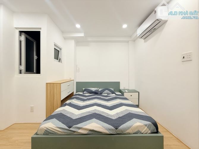 Bán căn hộ 2pn có sổ hồng đầy đủ nội thất đường Cách Mạng Tháng Tám phường 15 quận 10