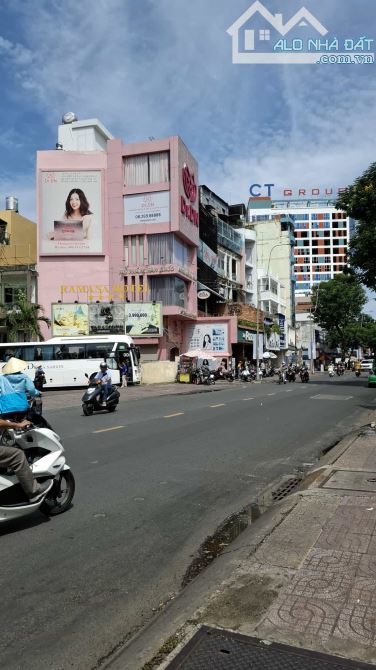 Bán nhà HXH TRẦN QUỐC THẢO, 4 tầng, 3PN, KHU ĐẤT Ở, dòng tiền cho thuê 18 tr/tháng, hơn 8